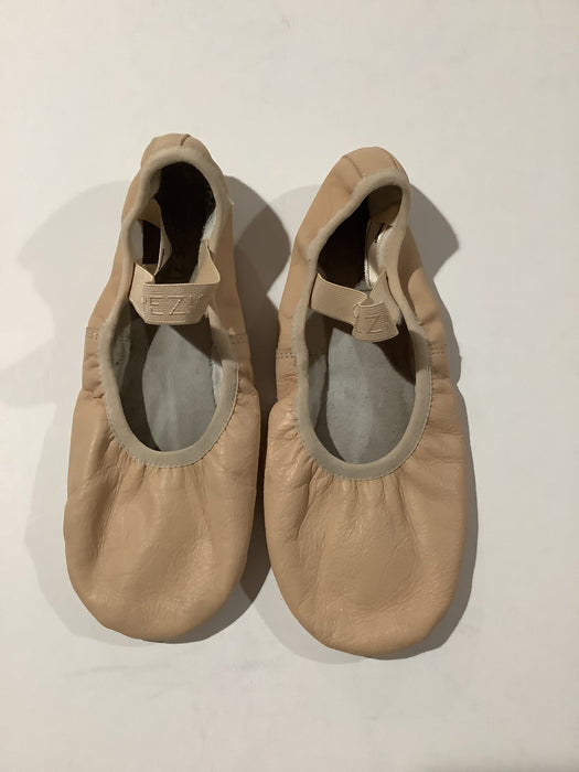 ENCORE RESALE - Adult Ballet Slippers - 5.5W